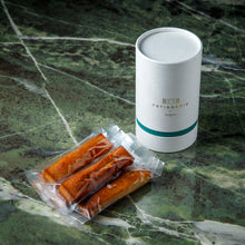 画像をギャラリービューアに読み込む, ウェスティンホテル東京スティックフィナンシェ